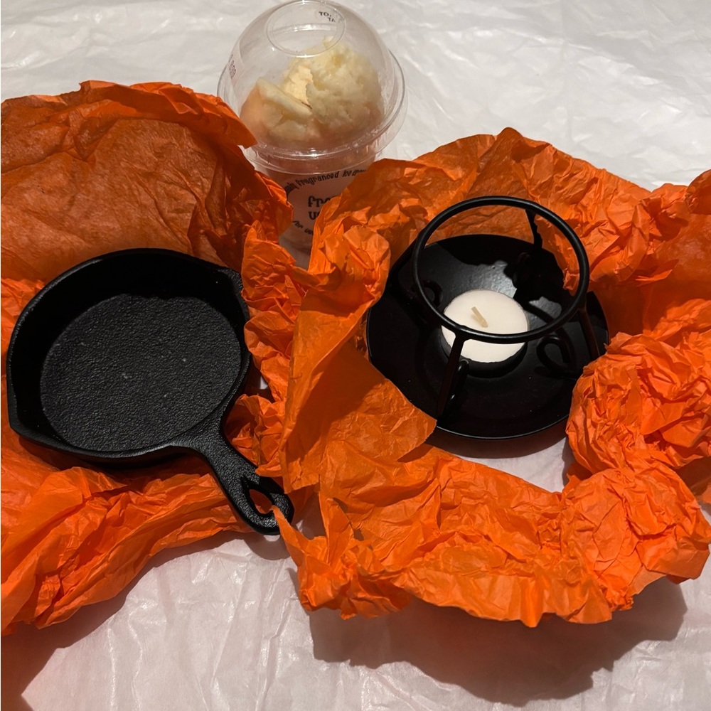 Black Cast Iron Mini Skillet and Candle Holder Set